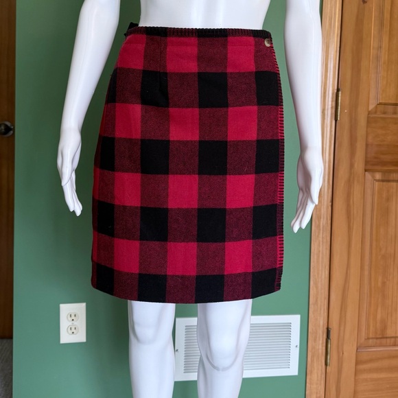 Woolrich Dresses & Skirts - Woolrich Red and Black Buffalo Plaid Mini Skirt